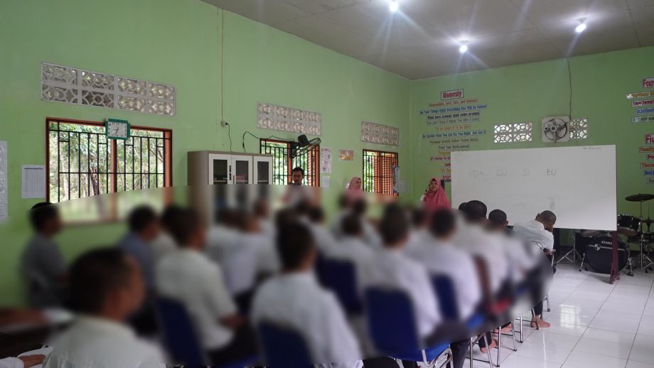 Kegiatan Edukasi Kolaboratif di Wisma Koala Rumah Sakit Jiwa Provinsi Kalimantan Barat: Sinergi Tim Farmasi dan Kesling